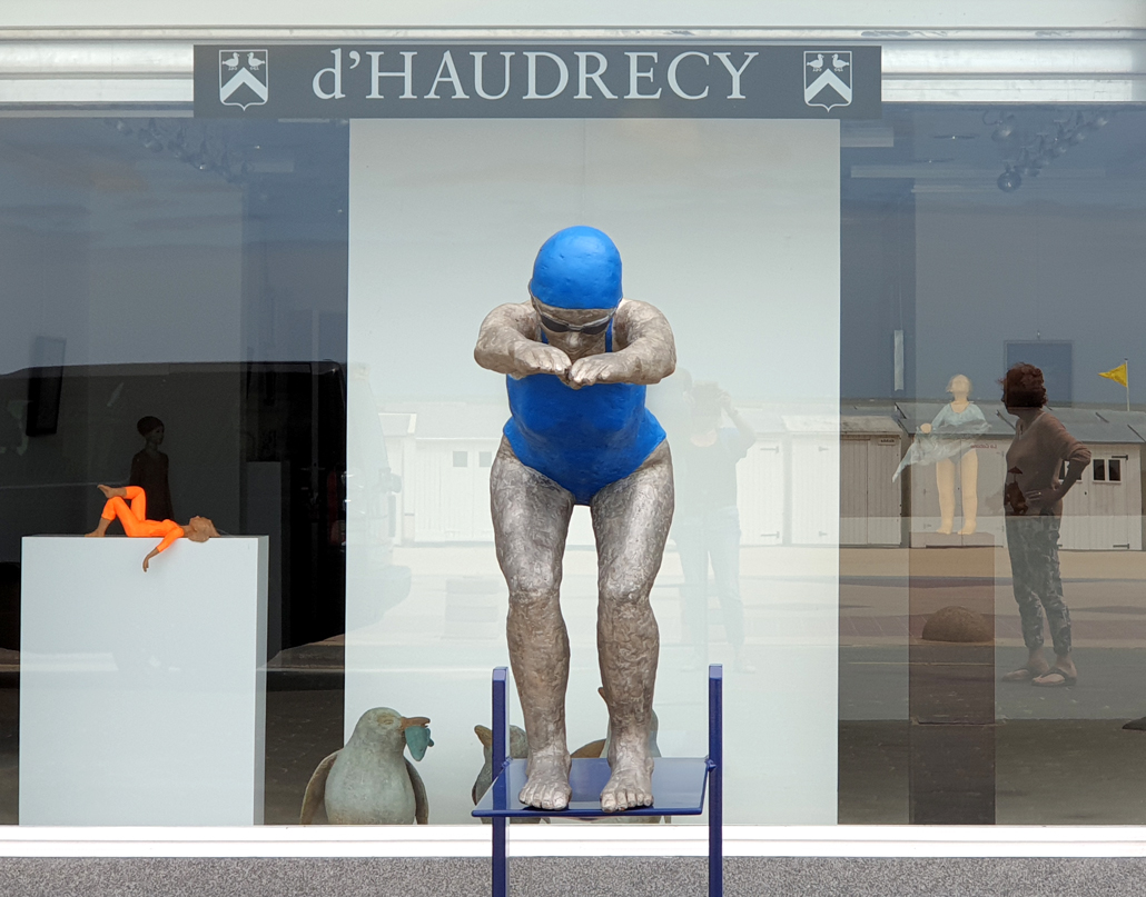 Jacqueline Desmet - bronze sculpture - d'Haudrecy Art Gallery